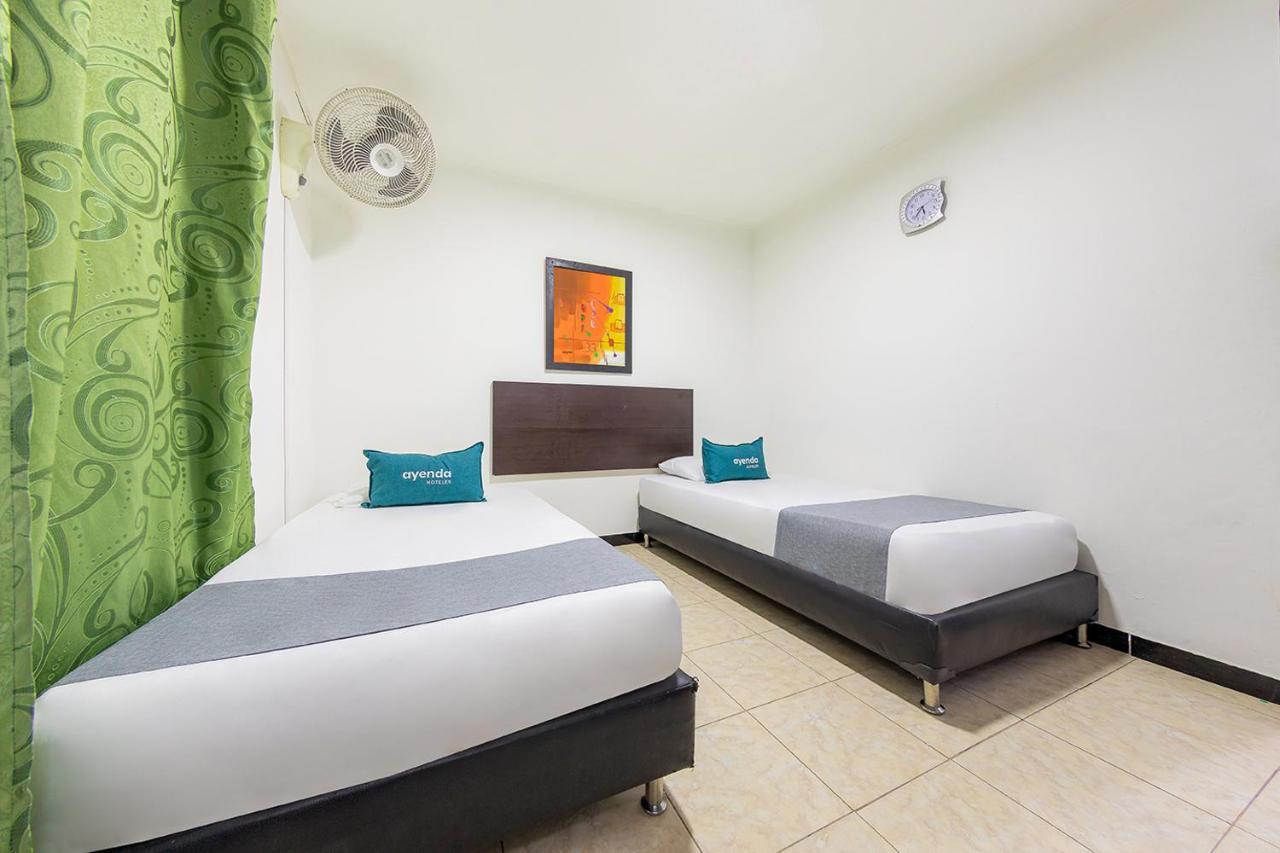 Ayenda De San Juan Hotel 3*