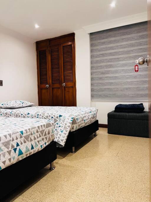 Apartamento Hermoso Apartamento Para Estrenar En Laureles.