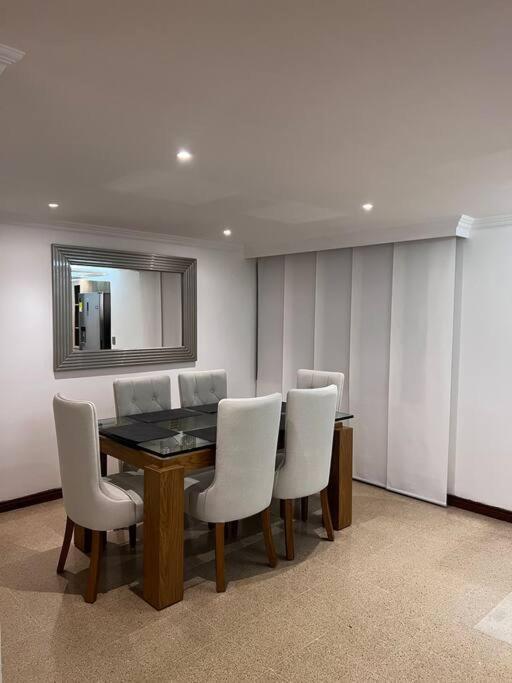 Hermoso Apartamento Para Estrenar En Laureles. *