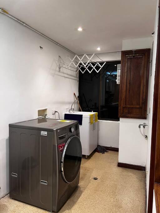 Apartamento Hermoso Apartamento Para Estrenar En Laureles. *