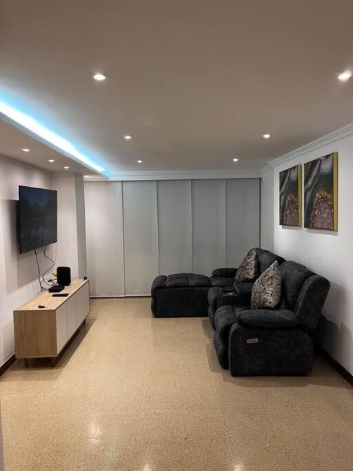 Apartamento Hermoso Apartamento Para Estrenar En Laureles. Medellín