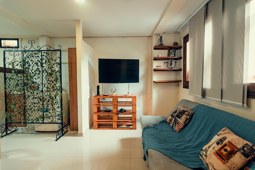 Apartamento Encantador! Con Calor De Hogar!! Medellín