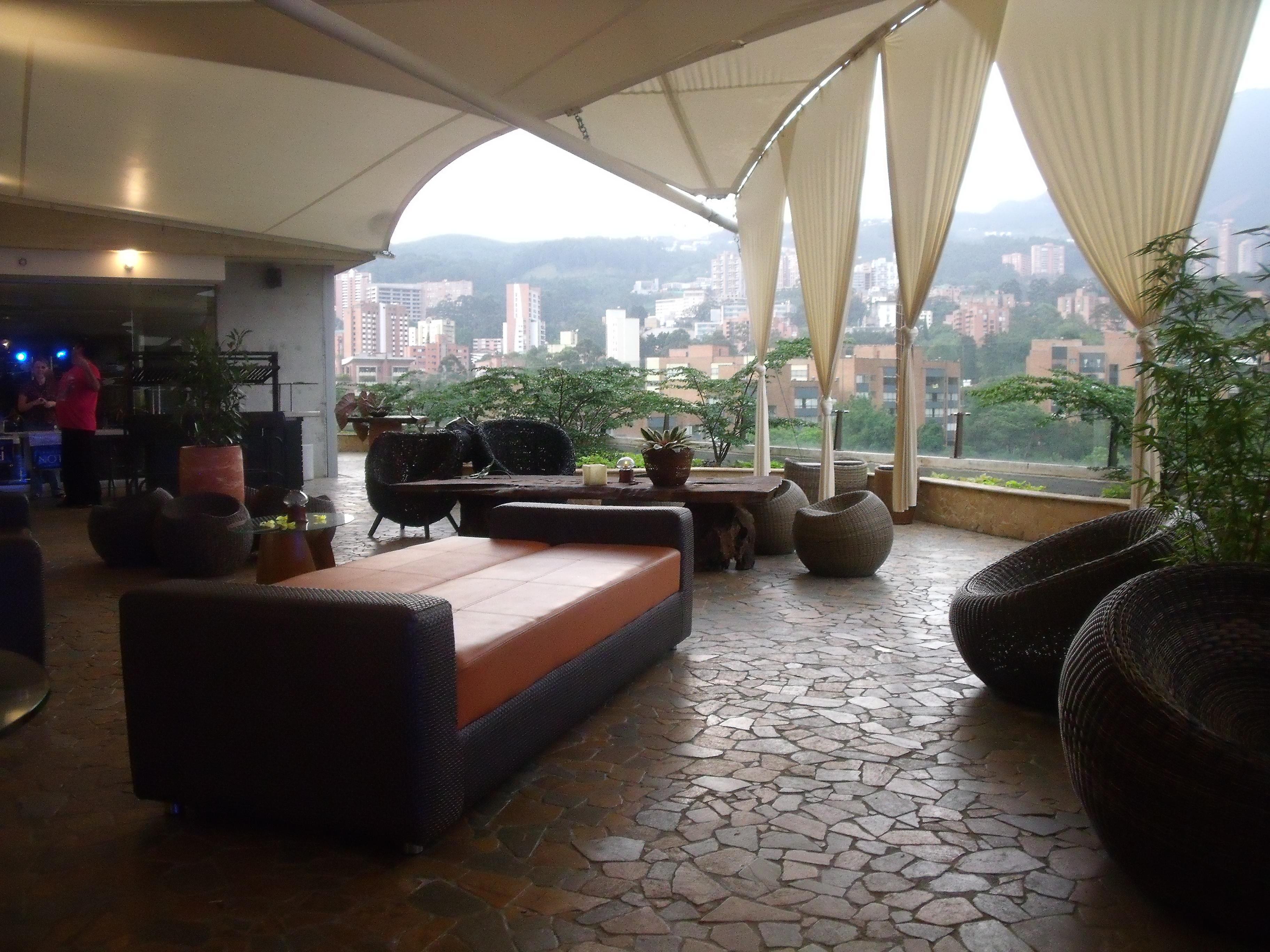 Diez Categoría Colombia Hotel