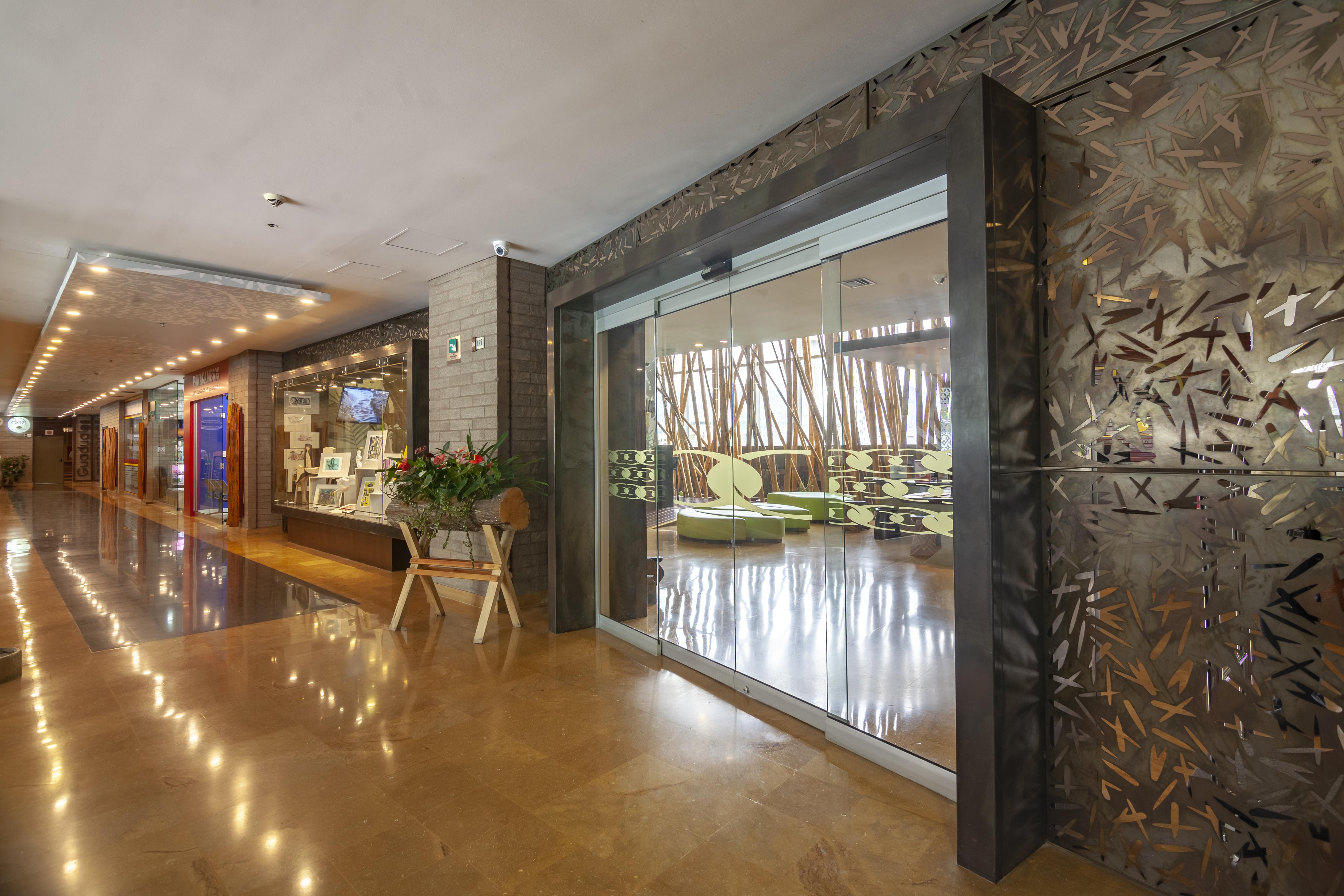 Diez Categoría Colombia Hotel 5*