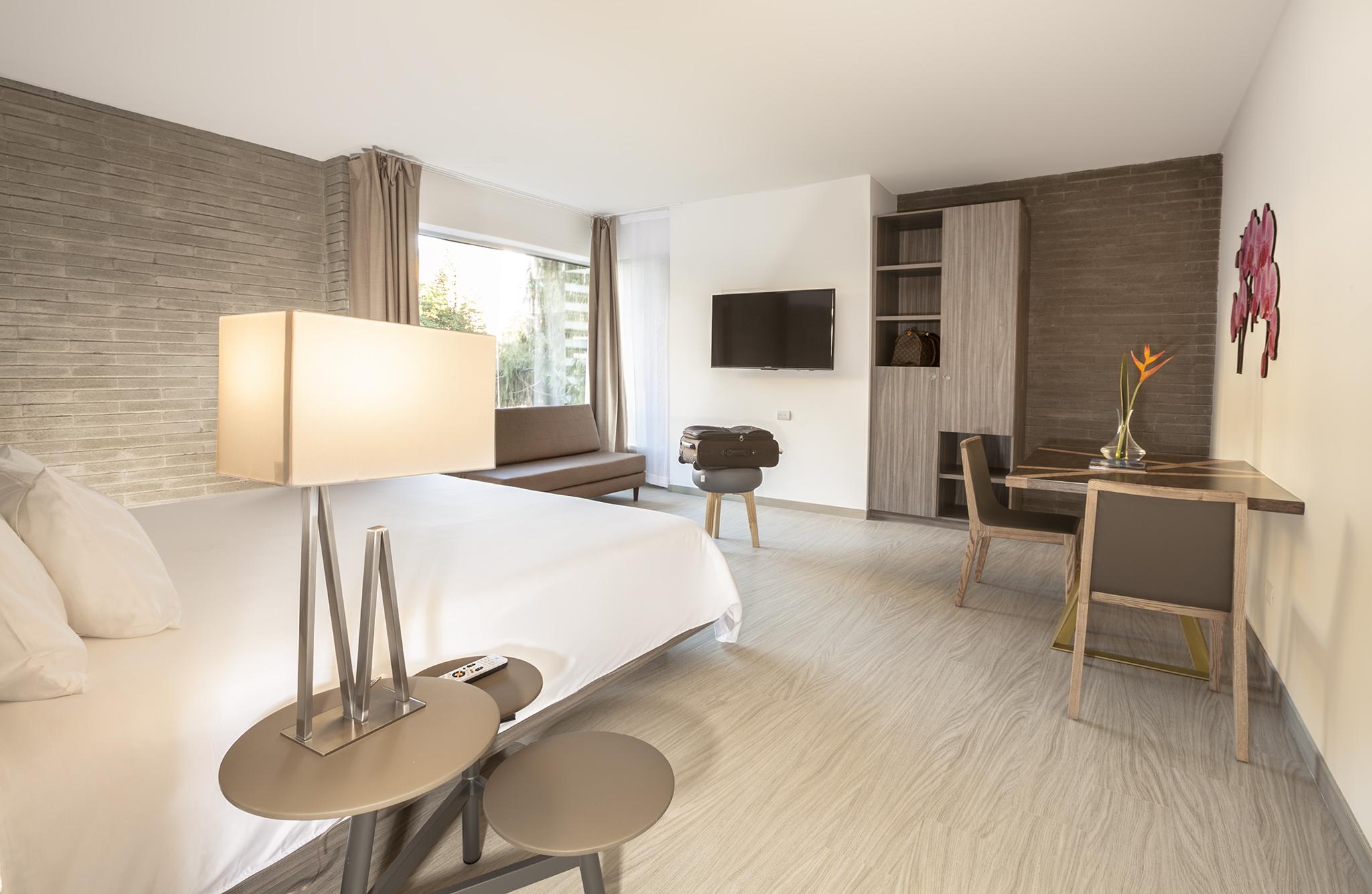 Viaggio Hotel 4*