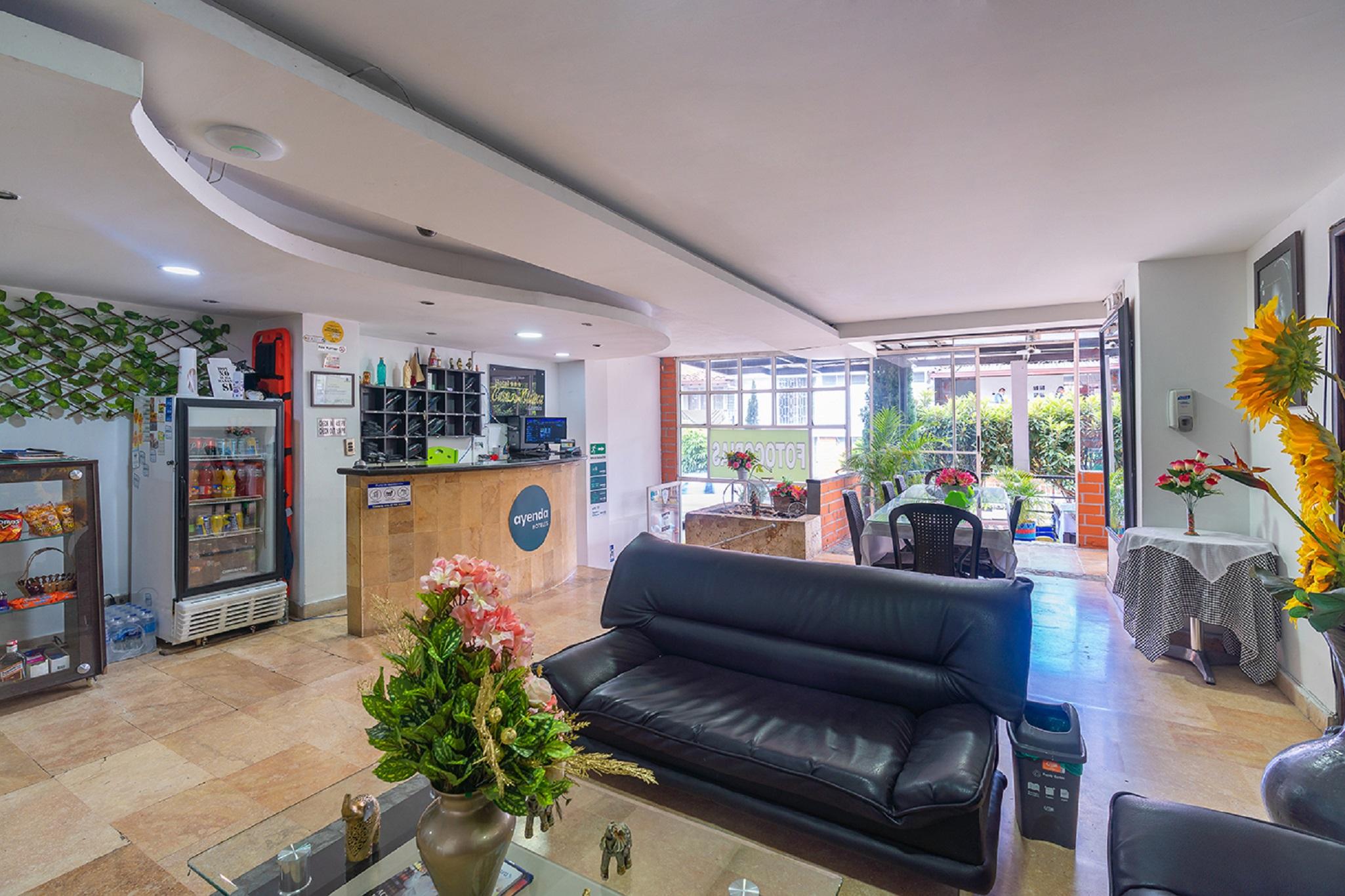 Ayenda Casa Blanca Laureles Hotel