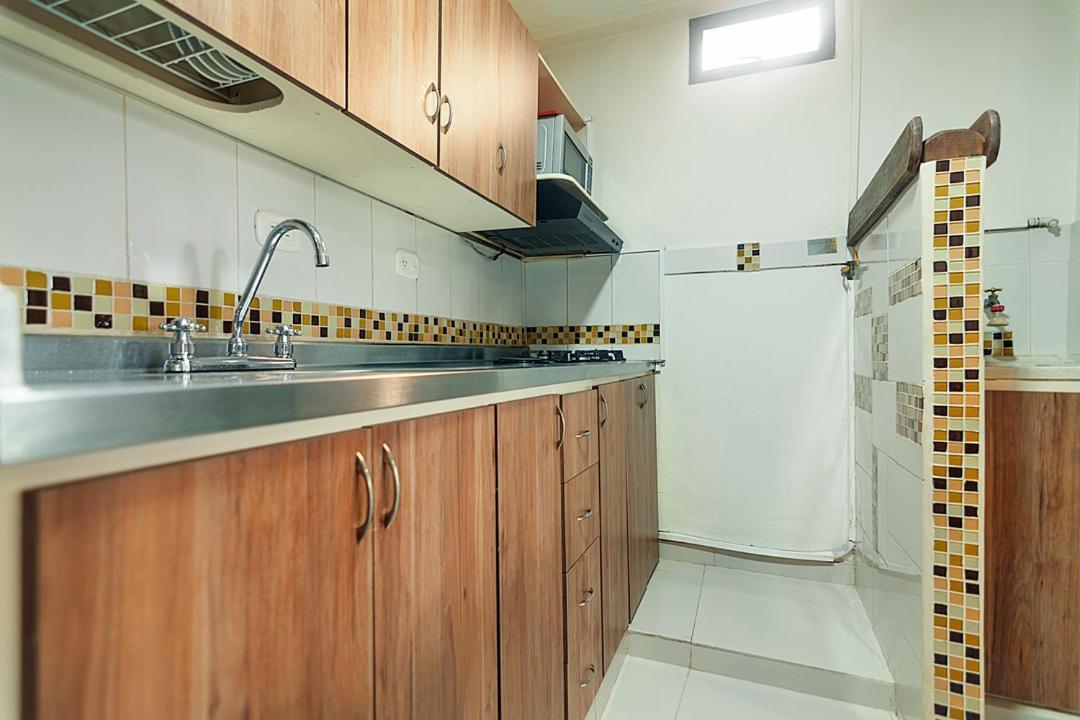 Apartamento Encantador! Con Calor De Hogar!!
