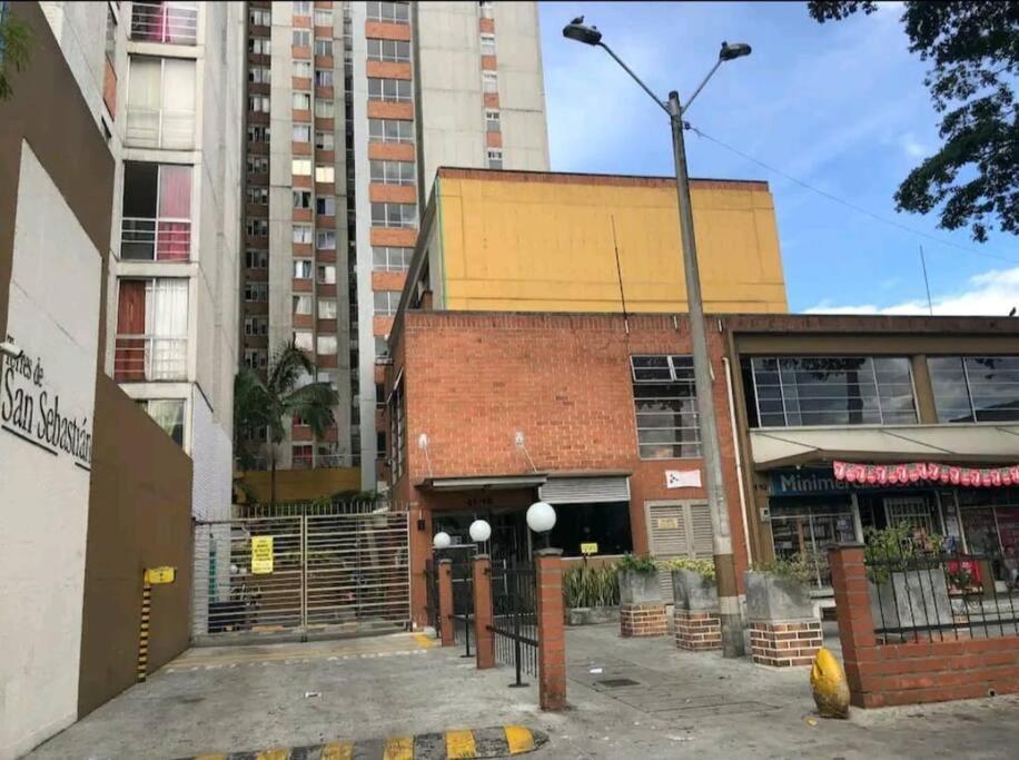 Hermoso Apartamento, Con Todas Las Comodidades.