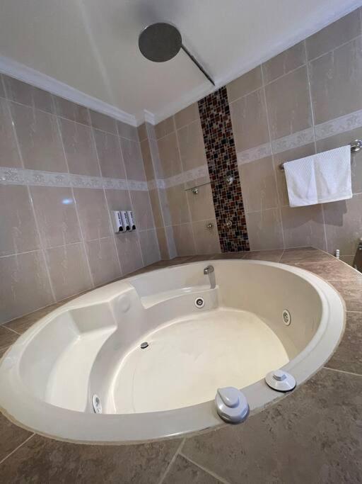 Homestay Jacuzzi, Privada *