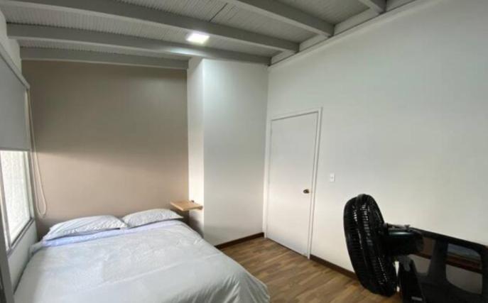 Cerca Al Centro Comercial Santafe A105 By Roots Apartamento *