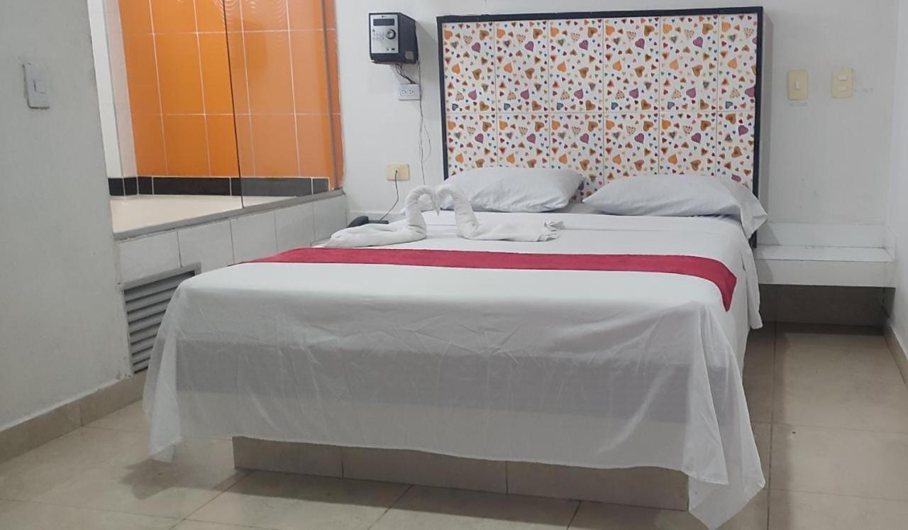 Hotel Marat *