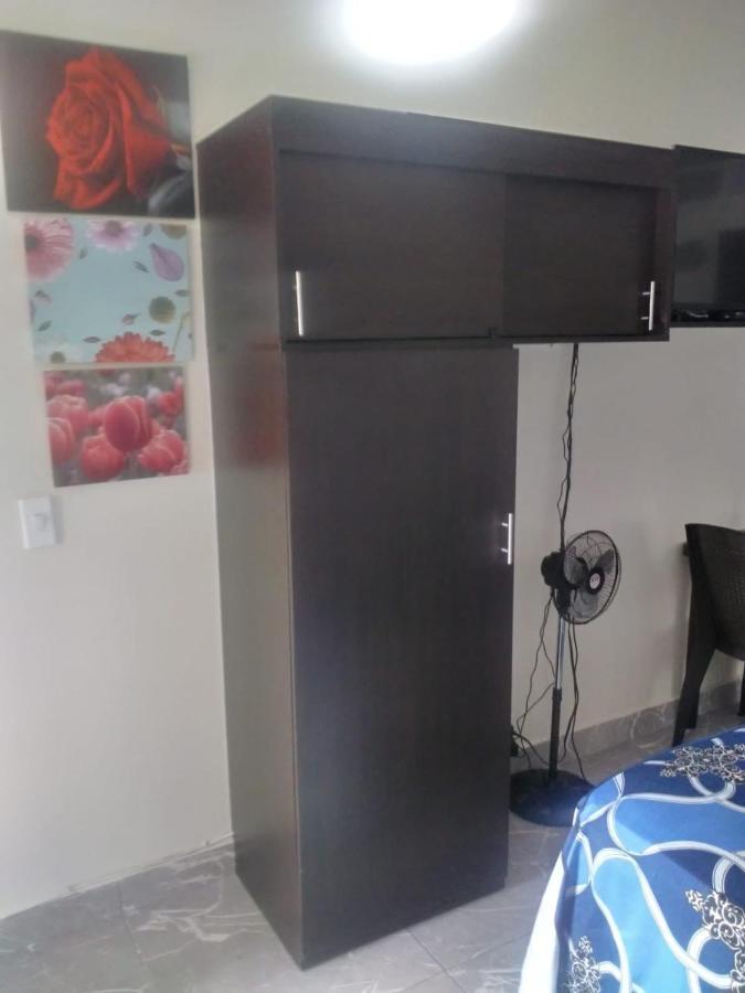 Aparta Estudios Michelle En Robledo A 20 Minutos Del Centro Al Lado De La Universidad Esumer, Imprescindible El Pago De La Primer Noche Apartment *