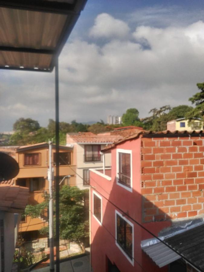 Aparta Estudios Michelle En Robledo A 20 Minutos Del Centro Al Lado De La Universidad Esumer, Imprescindible El Pago De La Primer Noche