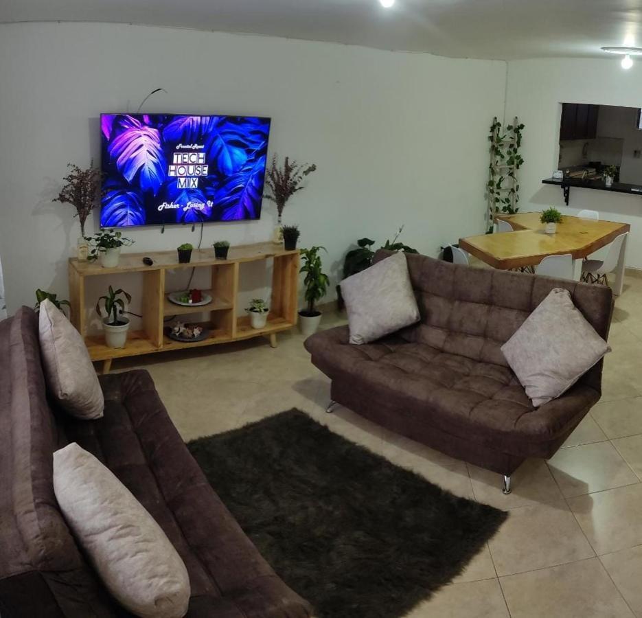 Casa Verde Guest house *
