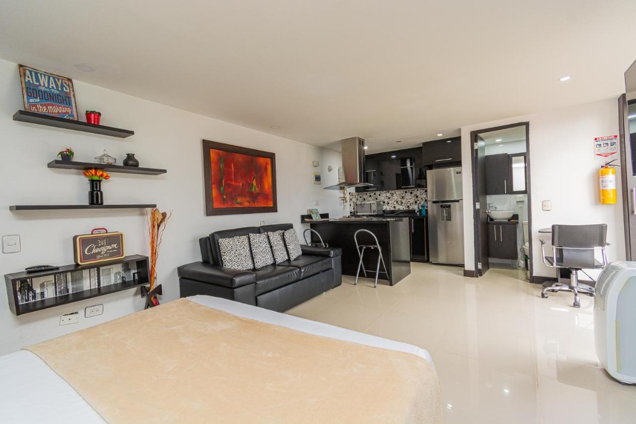 Loft Moderno En El Poblado Con Vista Y Parqueadero Mio Lofts