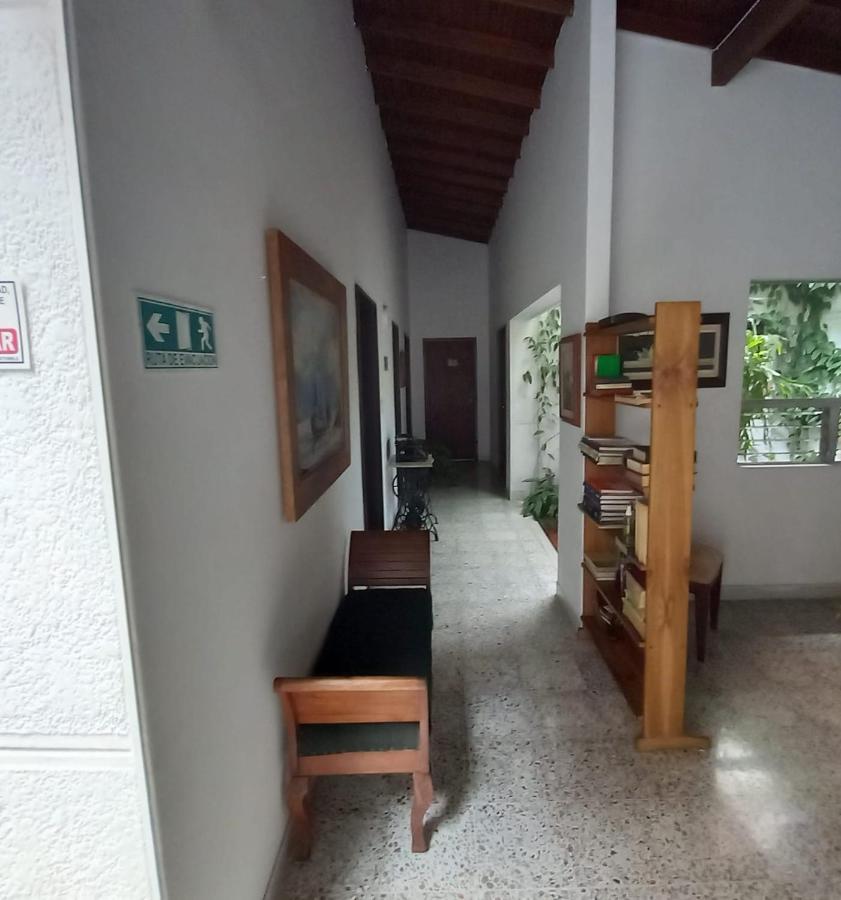 Pensión Casa De Lola Medellín