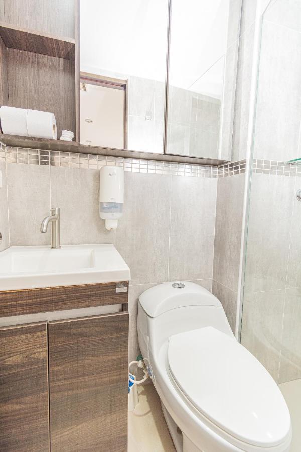 Loft Moderno En El Poblado Con Vista Y Parqueadero Mio Lofts Medellin