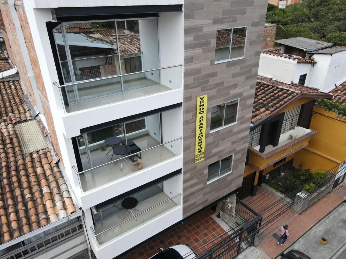 Apartamento Tercer Piso En Calasanz Apartamento *