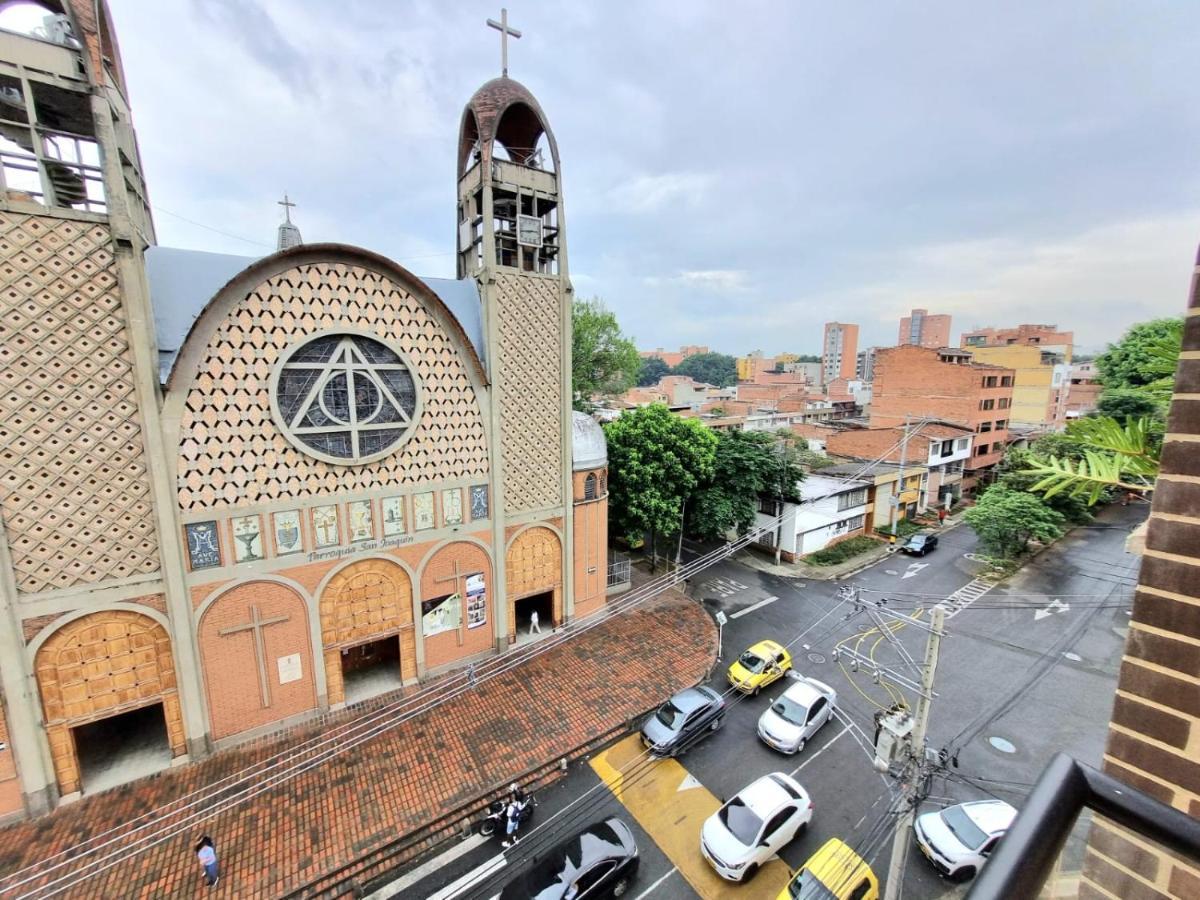 Origen Local * Medellín