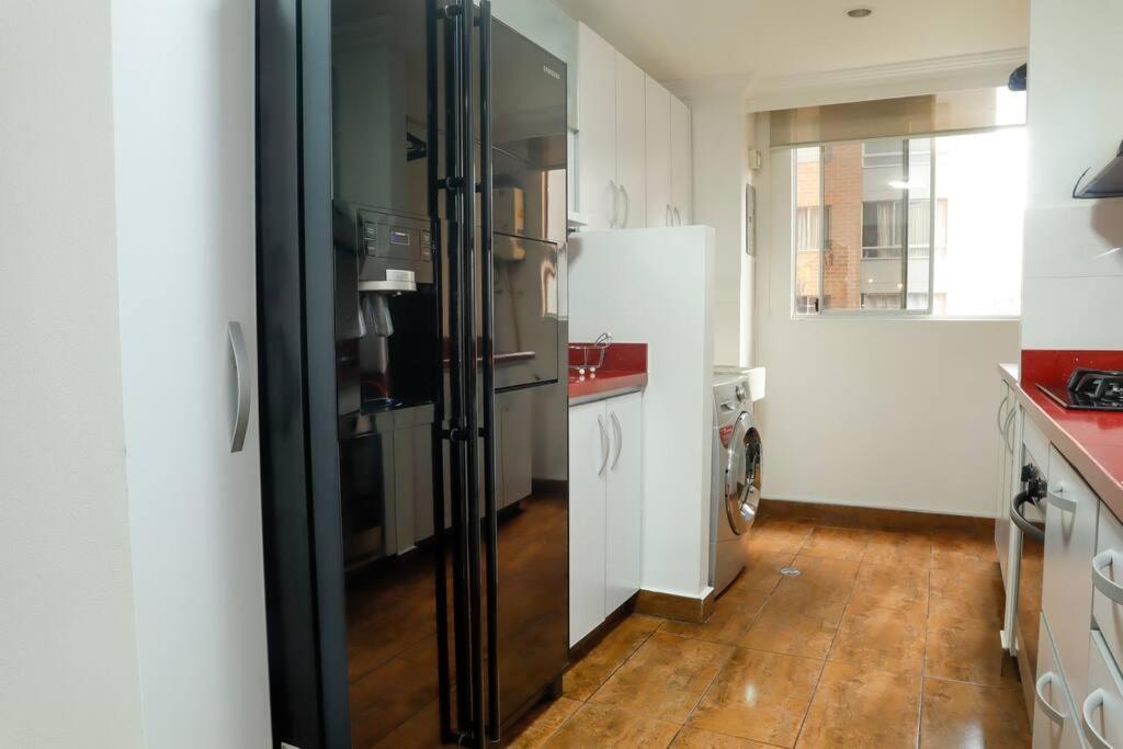 Apto De Lujo Con Terraza Zona Barbecue Y Piscina Apartamento *