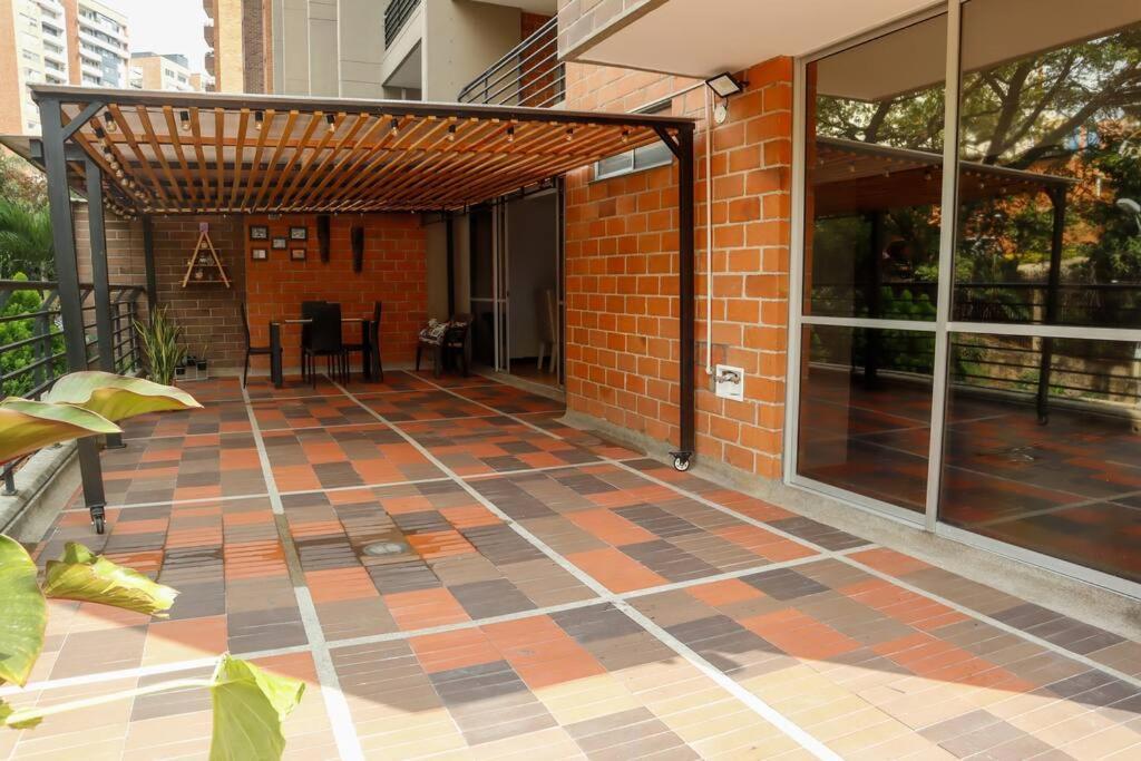 Apto De Lujo Con Terraza Zona Barbecue Y Piscina Apartamento *