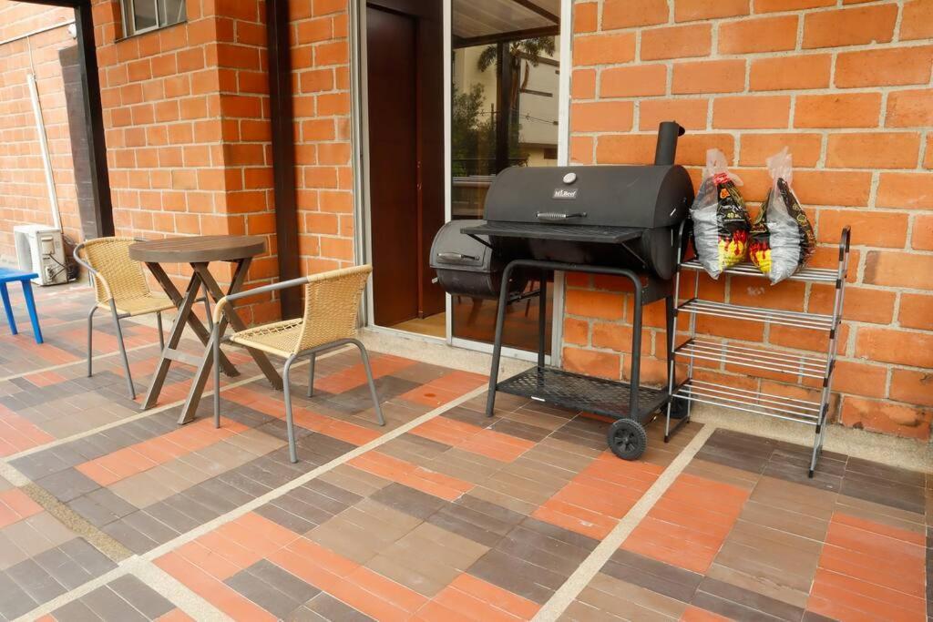 Apartamento Apto De Lujo Con Terraza Zona Barbecue Y Piscina *