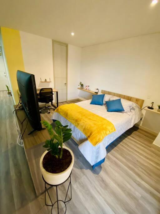Beautiful New Loft Poblado