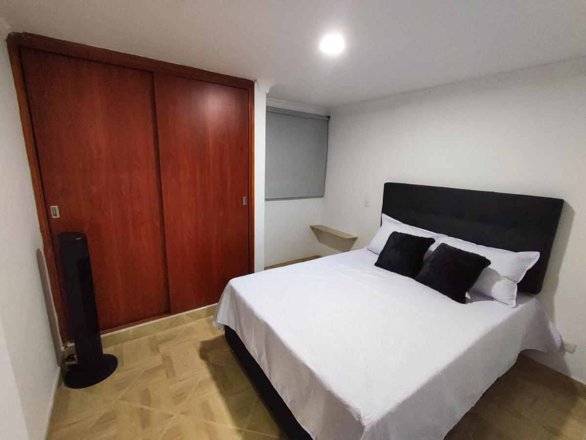 Apartamento En Laureles En La Ubicacion Ideal *