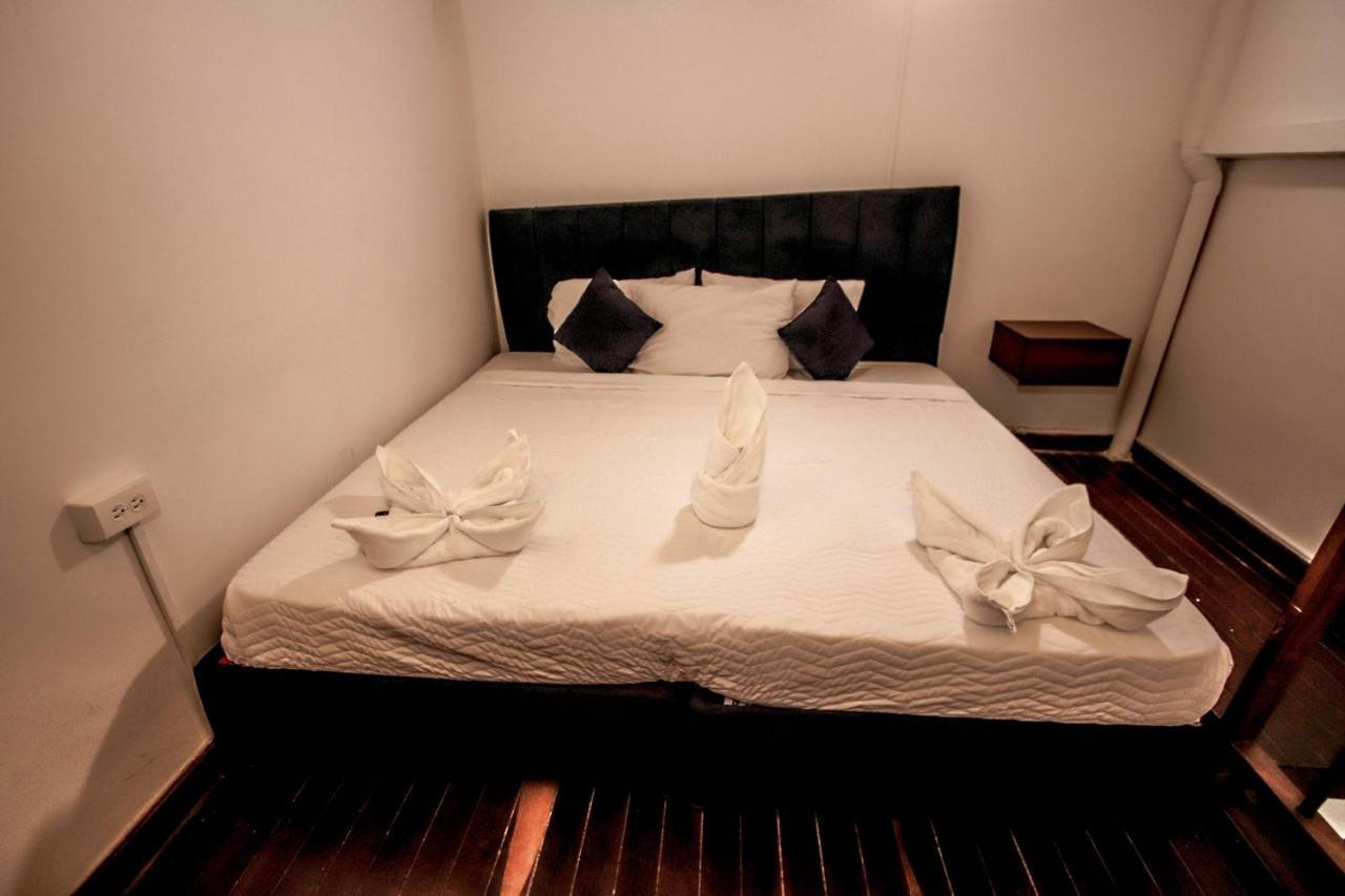 Aw Urban 80 Hotel 3*