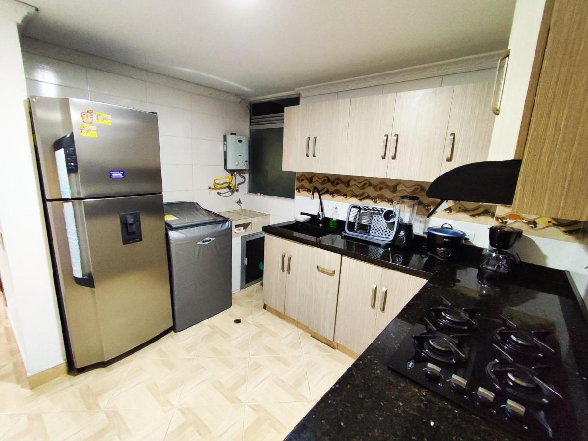 Apartamento En Laureles En La Ubicacion Ideal * Medellín