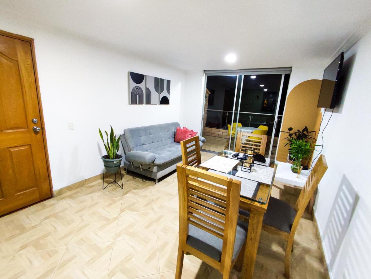 Apartamento Apartamento En Laureles En La Ubicacion Ideal *