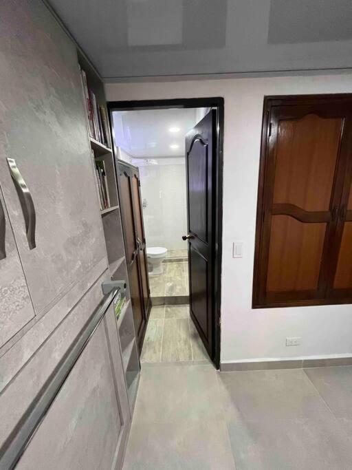 Apartamento Loft-ubicacion Estadio-floresta-laurel Apartamento