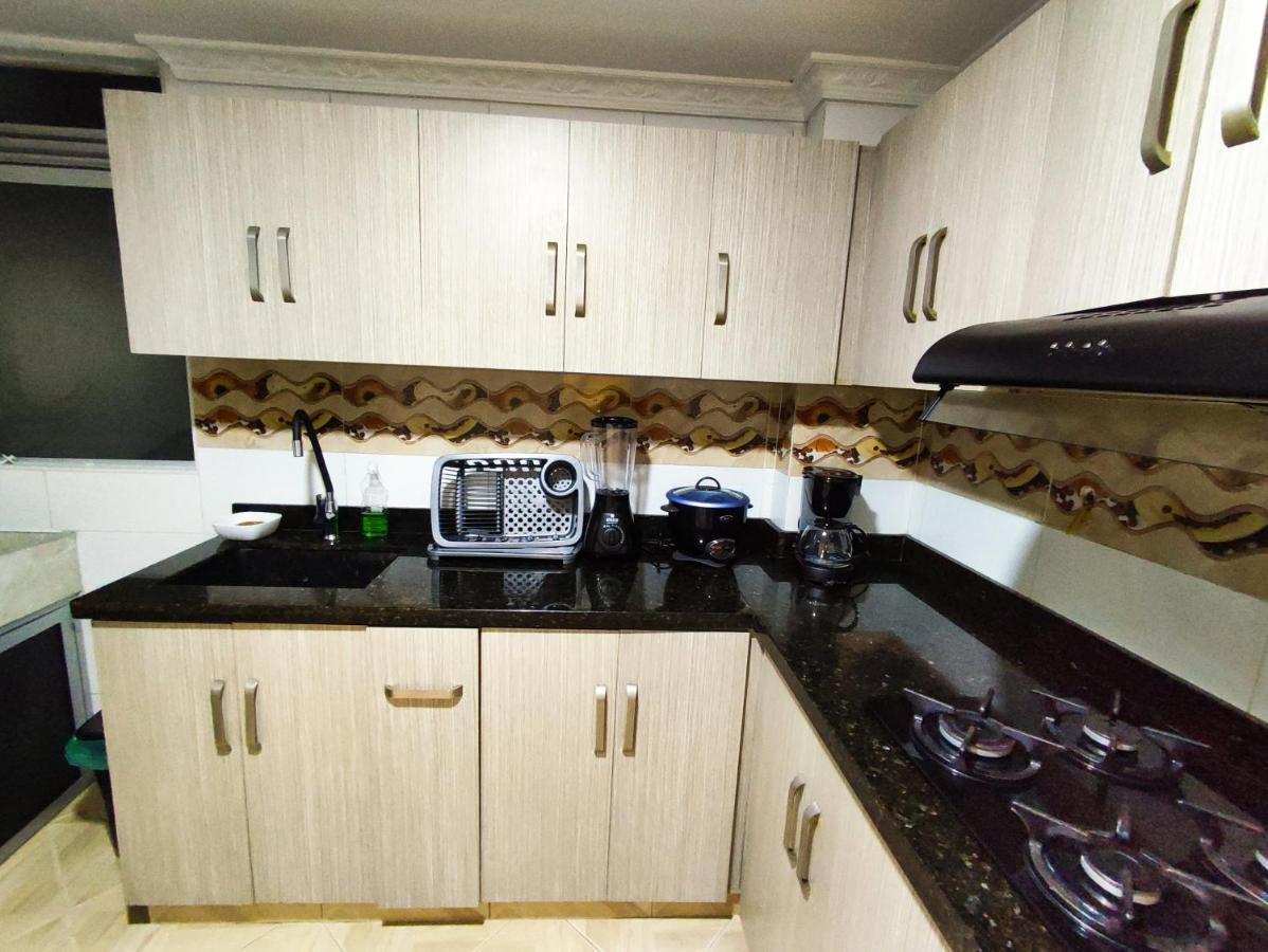 Apartamento En Laureles En La Ubicacion Ideal * Medellín