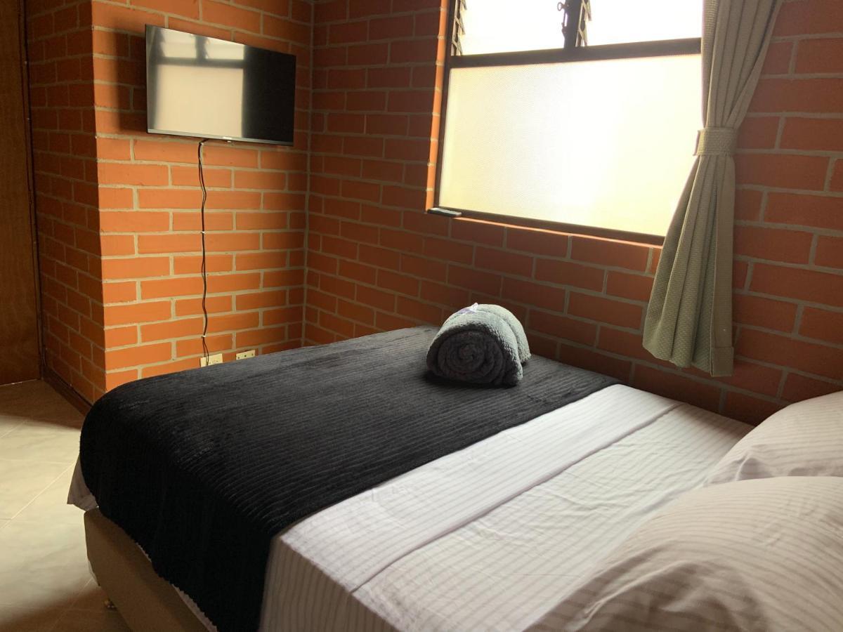 Apartamento Five Loft , Todo A 5 Minutos De Distancia Medellín