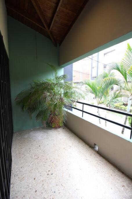 Cerca Unidad Deportiva Belen - One202 By Roots Apartamento *
