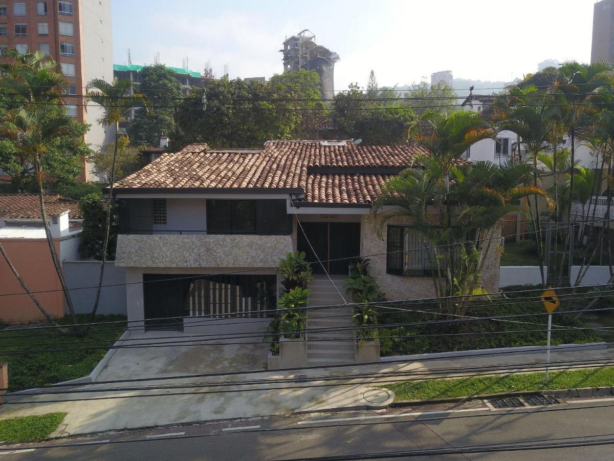 Lomas Luxury House2 Сasa de vacaciones Medellín