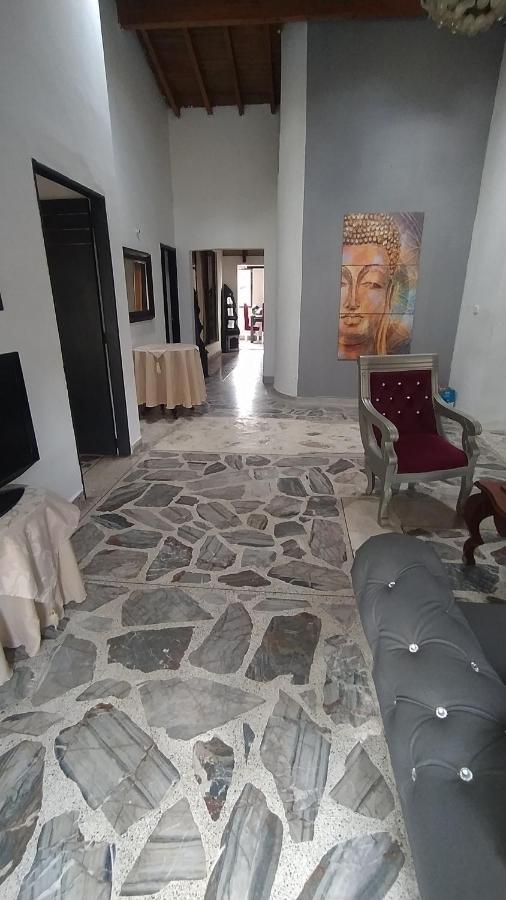 Сasa de vacaciones Casa Familiar En Santa Monica Medellín