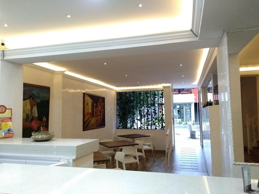 Veler Restaurante Hotel 3*