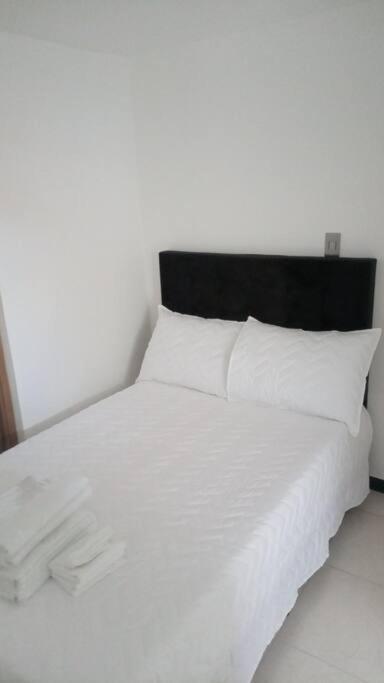 Acogedor En Apartamento *