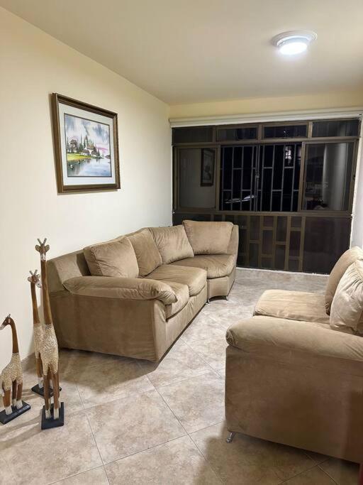 Magnifico Y Centrico Apartamento 201 Medellín