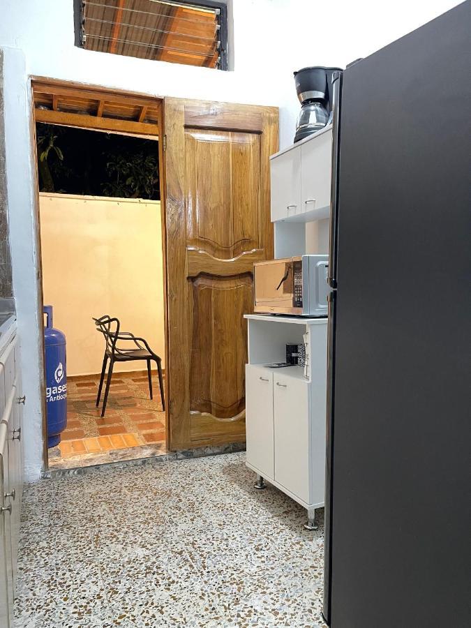 Apartamento Hermoso En Zona De *