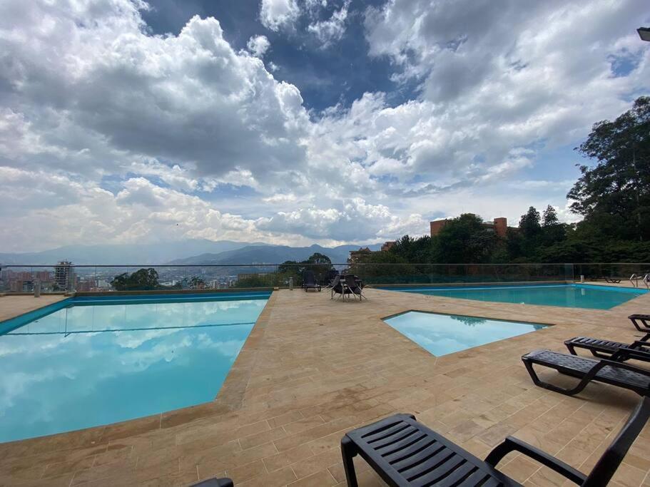 Apartamento El Mejor Mirador Del Poblado. 4 Pax Medellín
