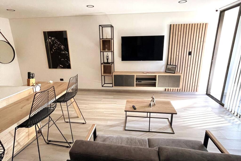 Apartment Paraiso Rent House 802