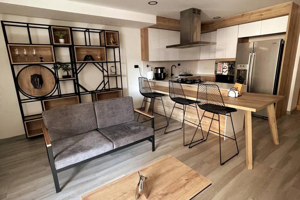 Paraiso Rent House 802 Medellin