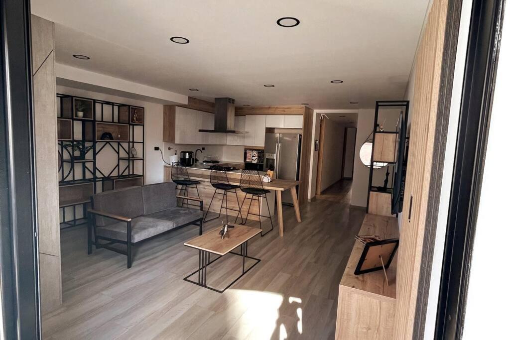 Paraiso Rent House 802 *