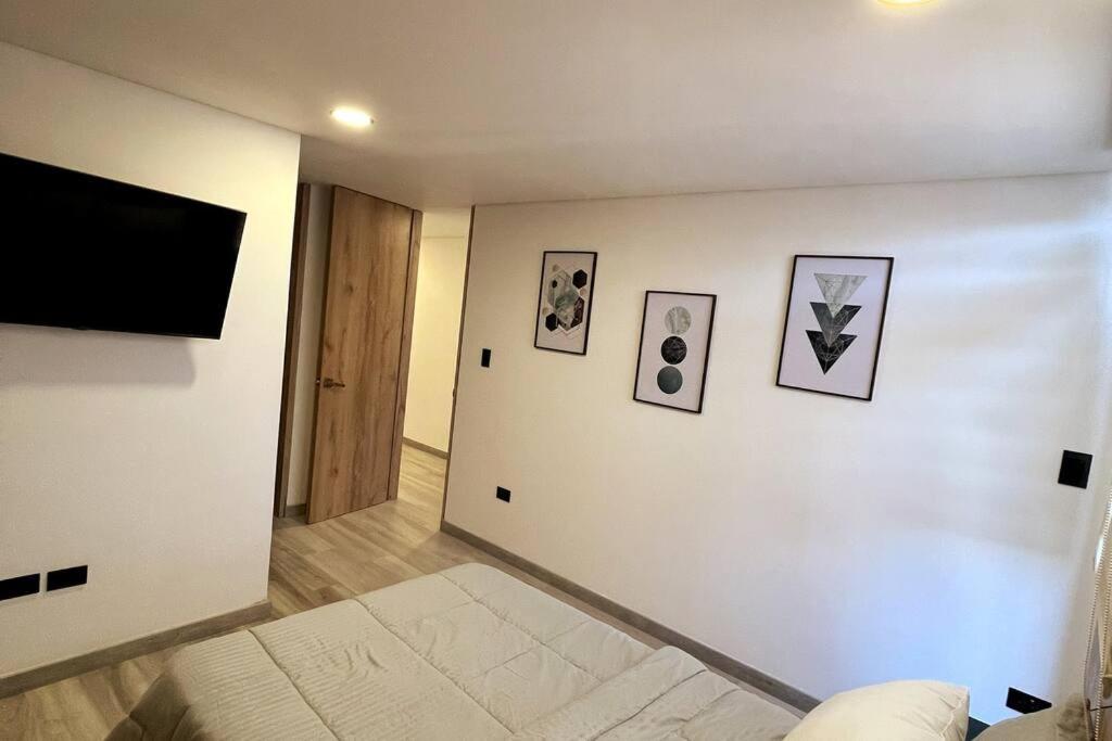 Apartment Paraiso Rent House 802 Medellin