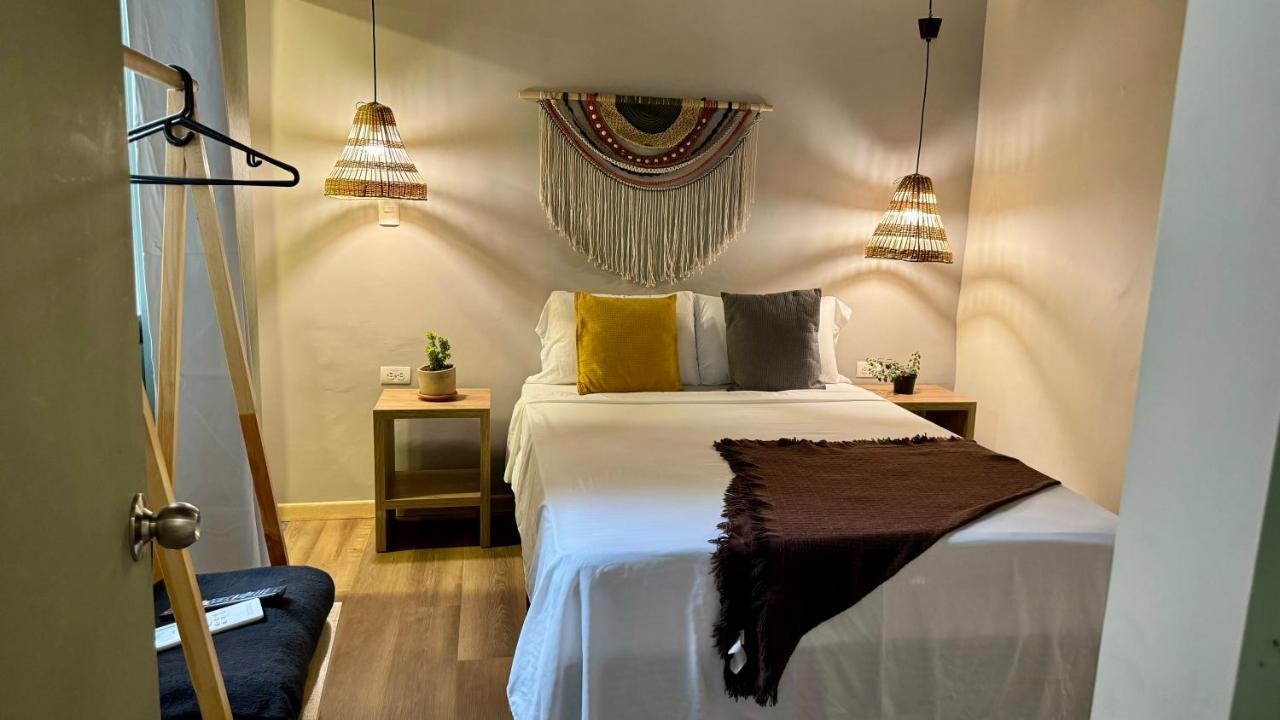 Bed and breakfast Luum Casa Manila *