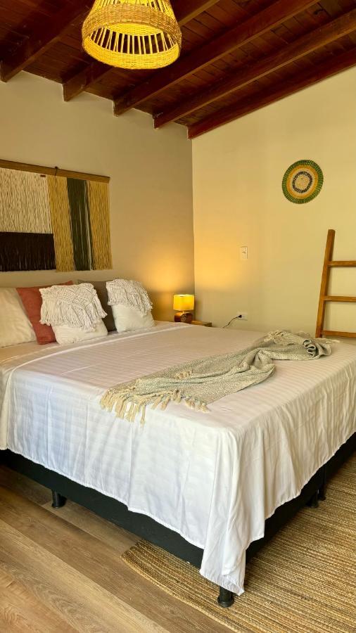 Bed and breakfast Luum Casa Manila *