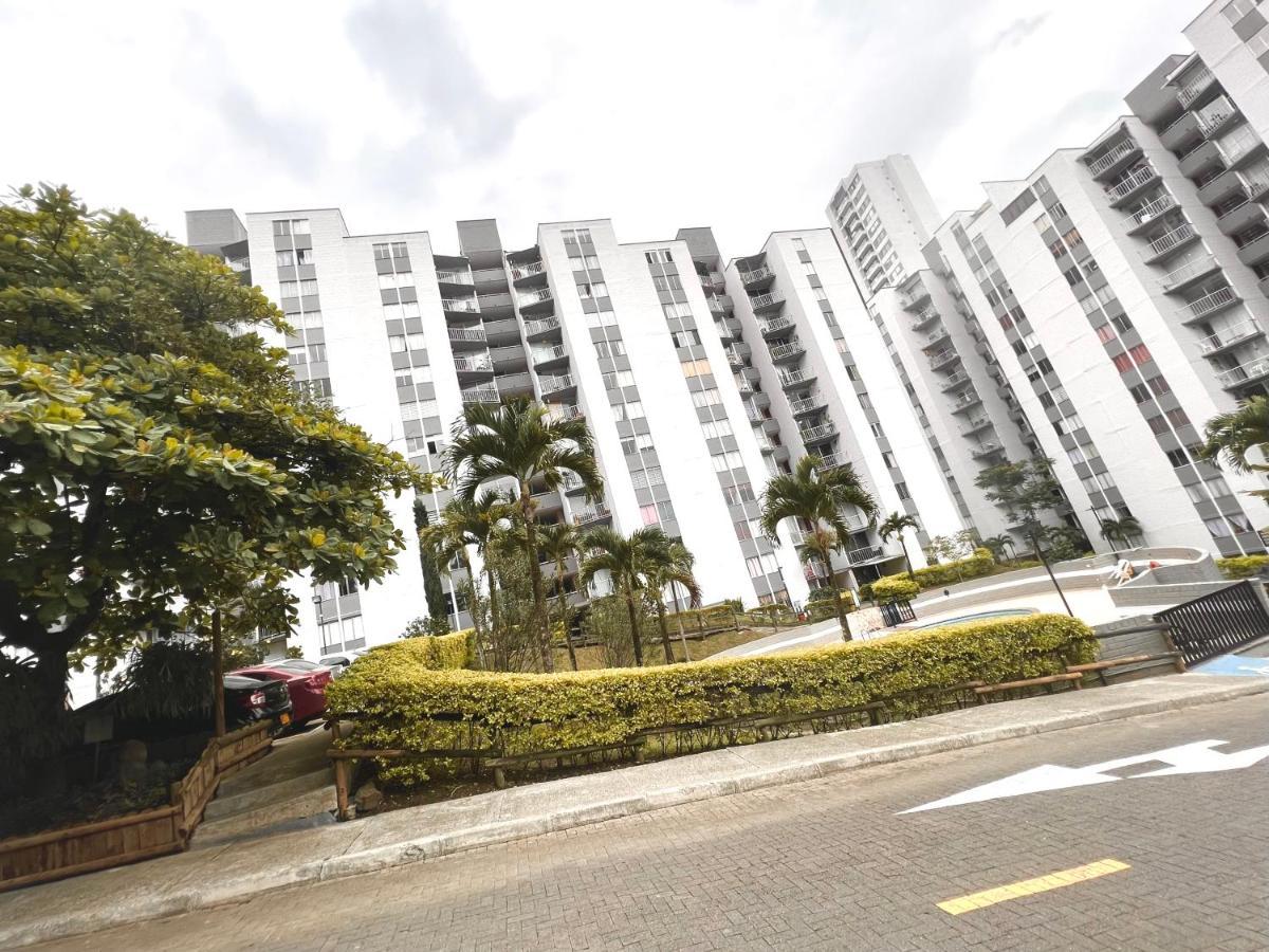 Parque Lleras Poblado Palmas Medellín