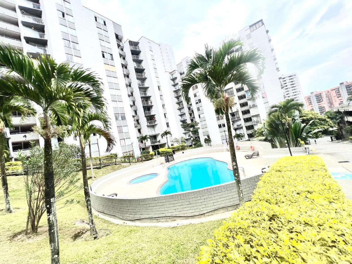 Parque Lleras Poblado Palmas Medellín